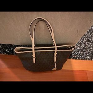 New Michael Kors Jet Set Travel Tote